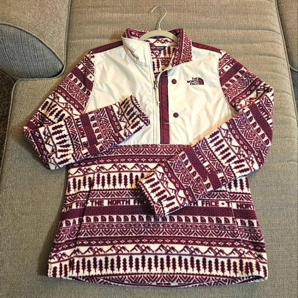The North Face Jackets & Blazers - The North Face Aztec 1/2 Zip Maroon Cream Casual Fleece Pullover Size Medium